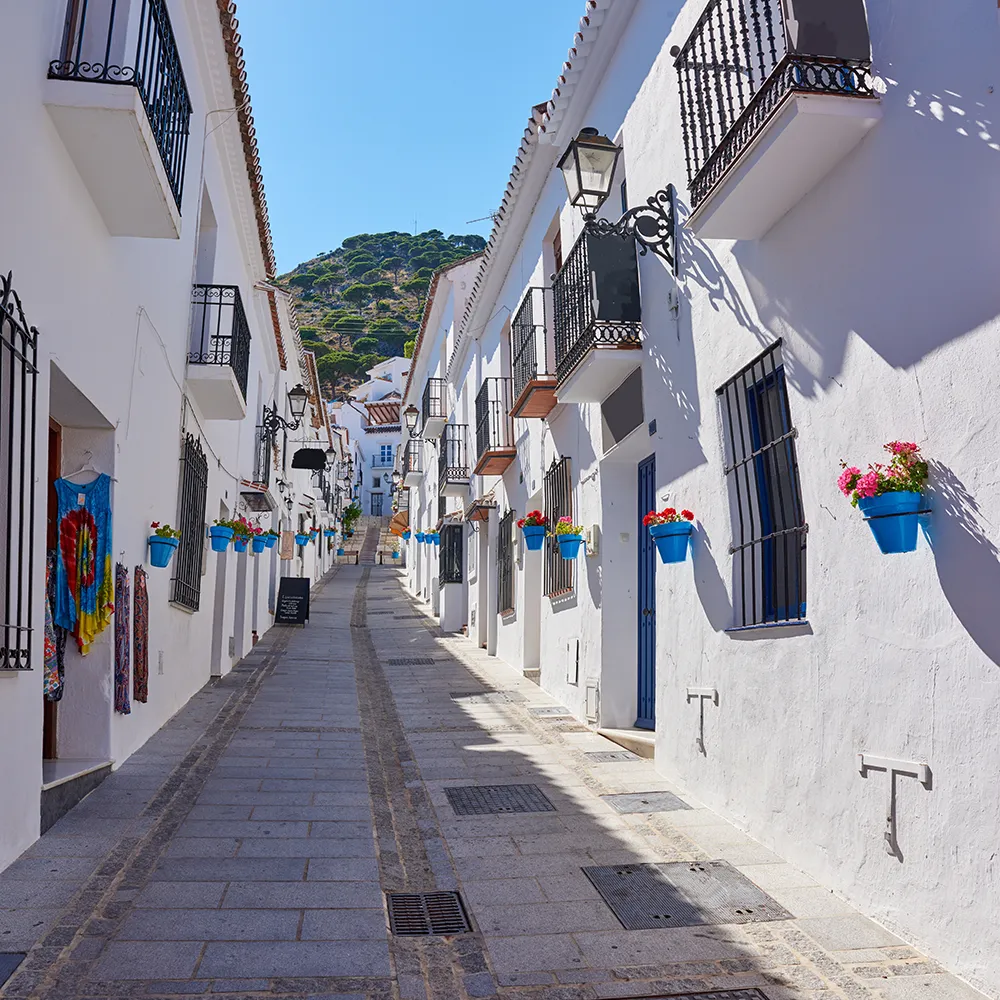 Calle del pueblo de Mijas